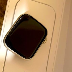 Apple iWatch Series 7